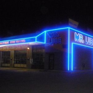 Mr. Lube Blue Rope.JPG